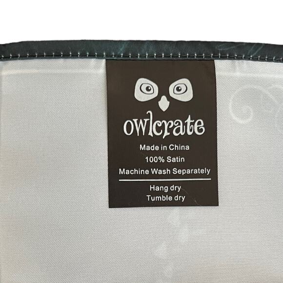 OwlCrate Uprooted Tapestry "There was a Song in This Forest" - August 2022 - Picture 3 of 7